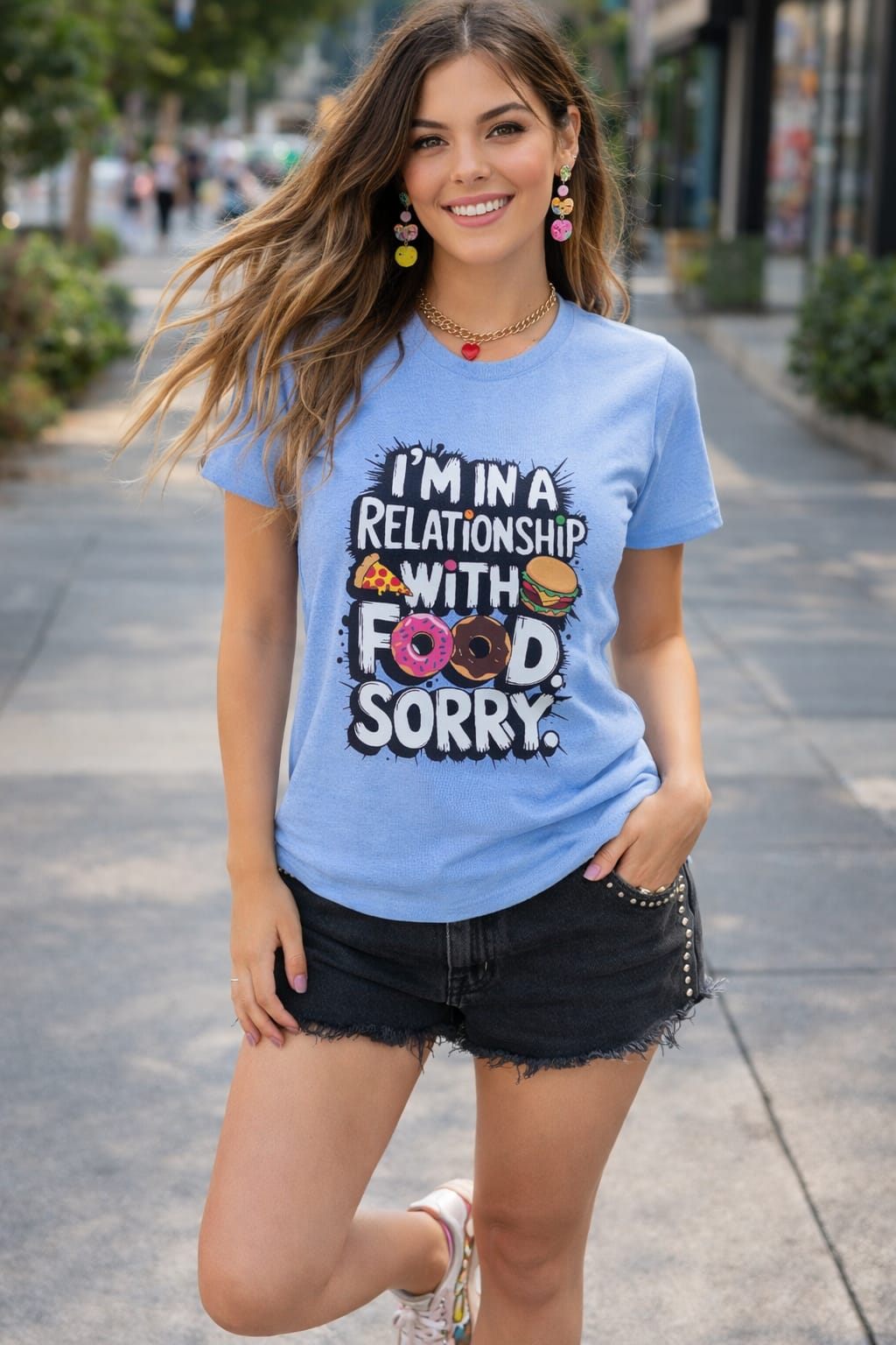 I’m In A Relationship With Food – Women’s Graphic T-Shirt