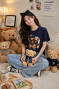 Trendy Girl With Teddy – Women’s Graphic T-Shirt