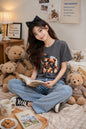 Trendy Girl With Teddy – Women’s Graphic T-Shirt